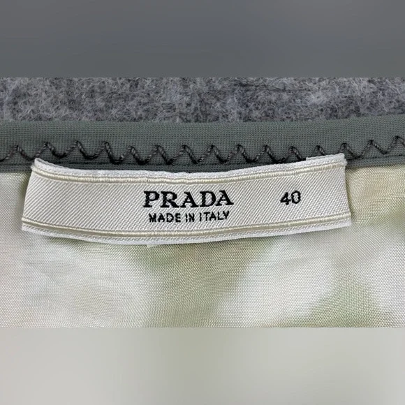 Prada | Brocade Skirt | Silk Blend | Vintage | Mini | Women’s Size 4 (40) - Picture 3 of 14